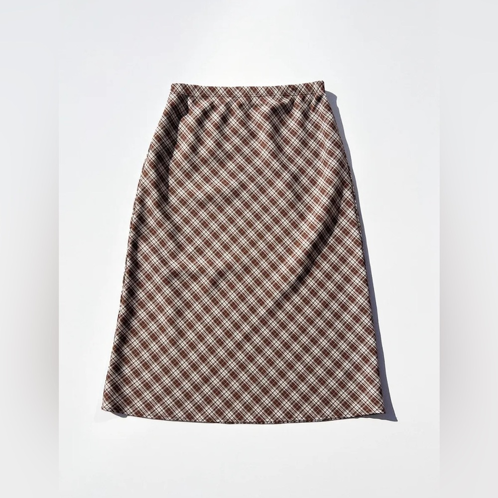 LISA SAYS GAH Sandy Midi Skirt in Hazelnut Plaid | M - Picture 4 of 13